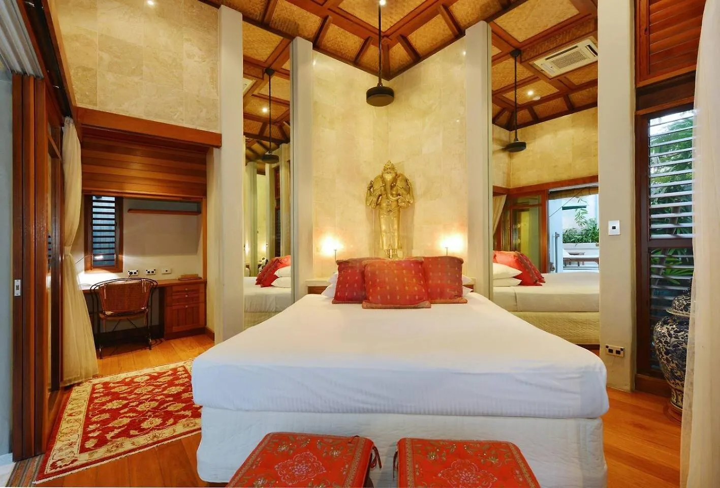 Villa Paradiso Pavilion - An Intimate Bali-Style Haven