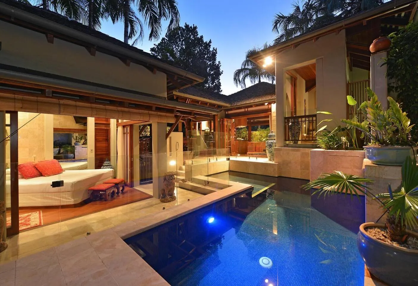 Paradiso Pavilion - An Intimate Bali-Style Haven